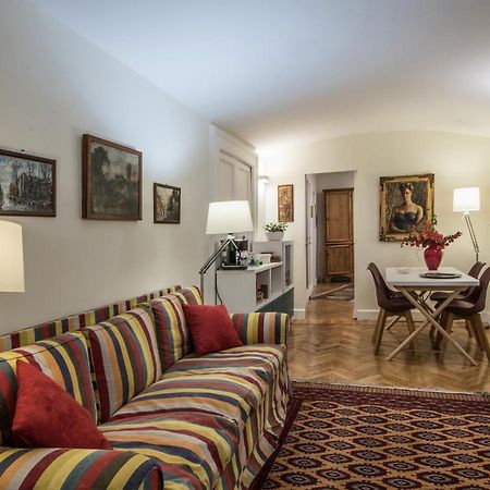 Bed and Breakfast Baru In Chiaia Neapel Exterior foto
